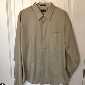 Men’s beige arrow button up shirt 17-17 1/2 36-37